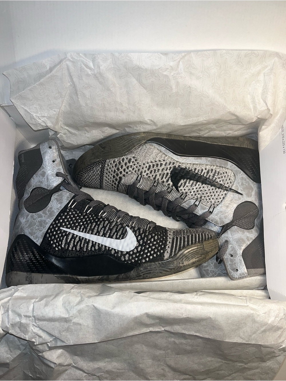 Nike Kobe 9 Elite High Top size 9